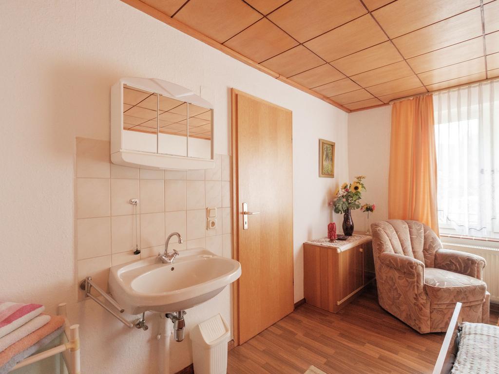 Attractive Bungalow In Ilsenburg With Terrace ภายนอก รูปภาพ