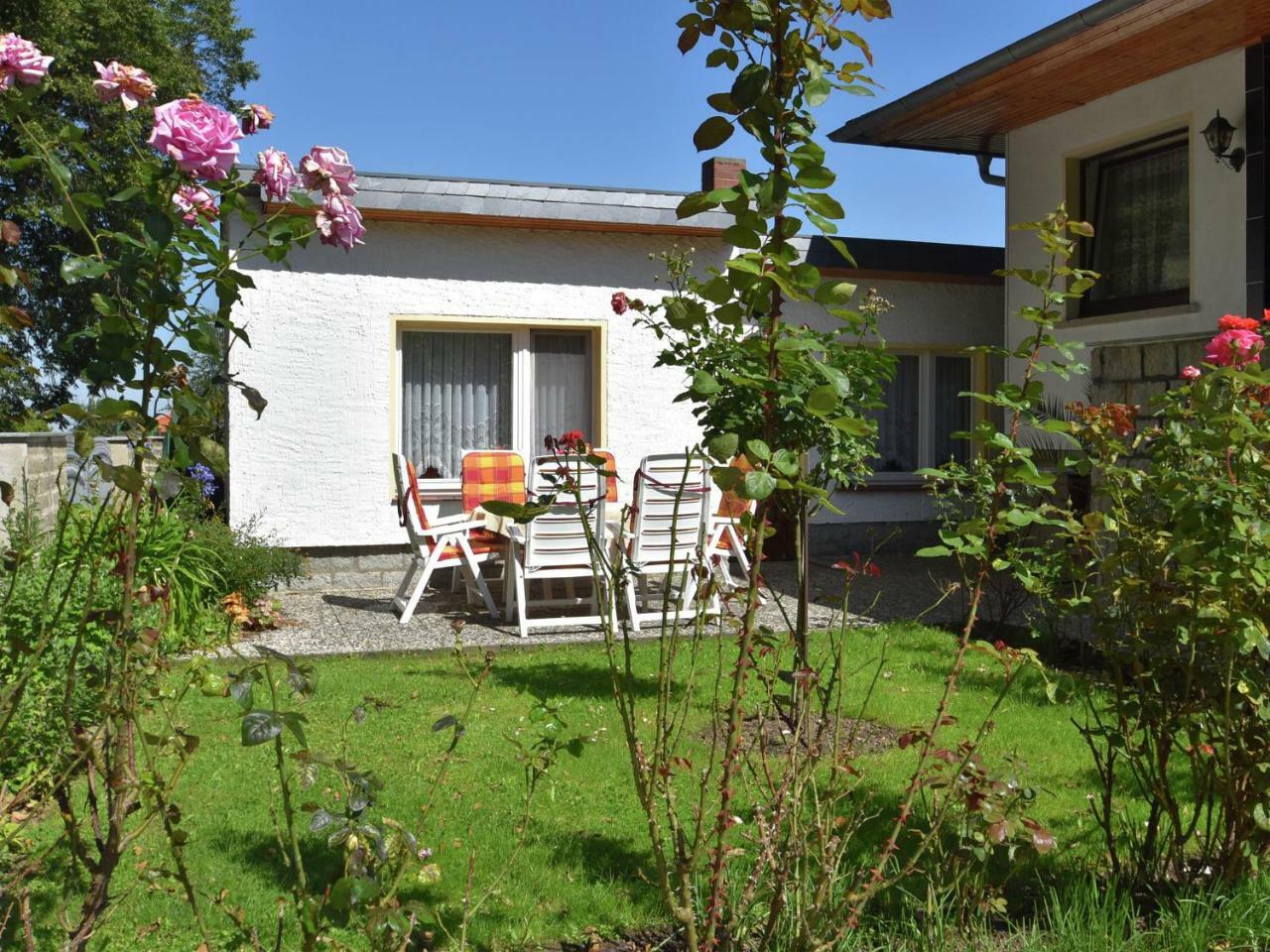 Attractive Bungalow In Ilsenburg With Terrace ภายนอก รูปภาพ