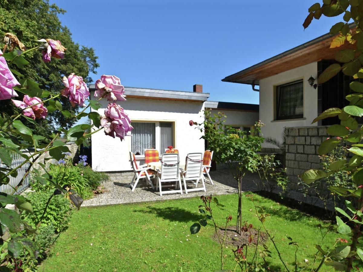Attractive Bungalow In Ilsenburg With Terrace ภายนอก รูปภาพ